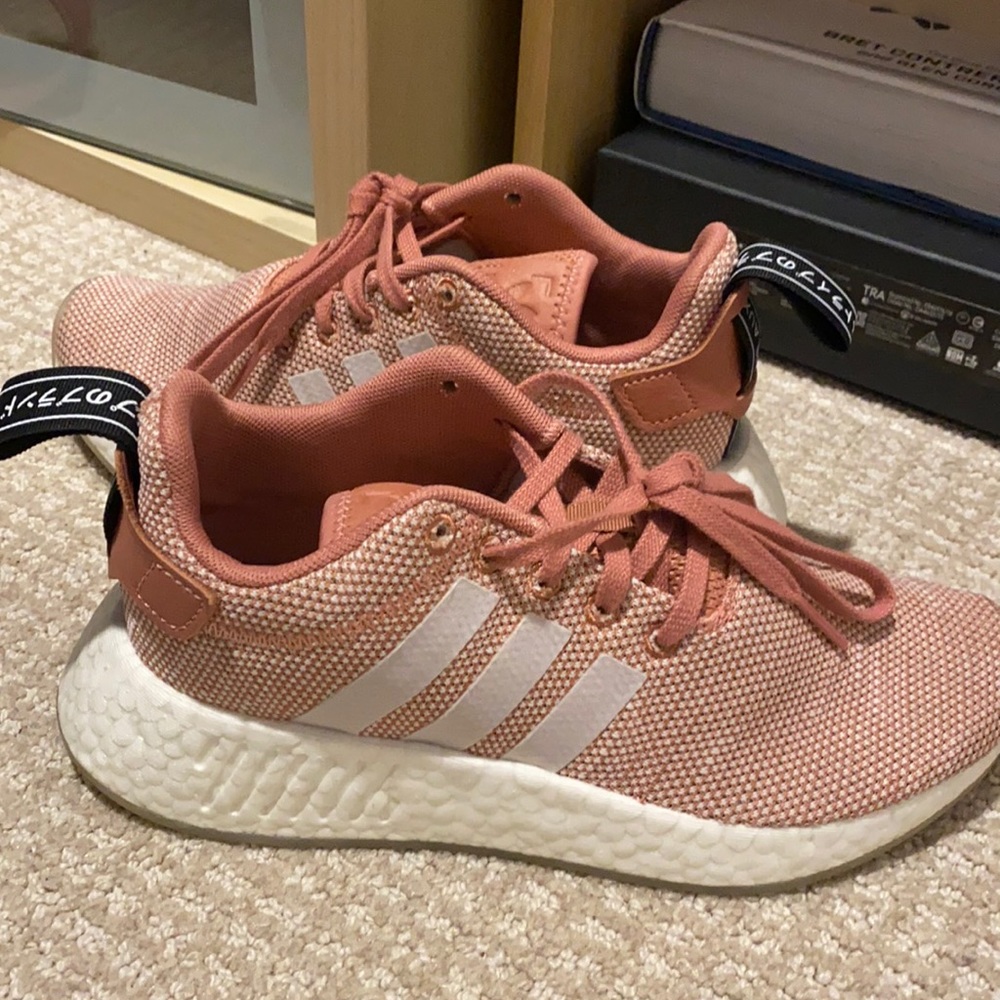Adidas Sneakers